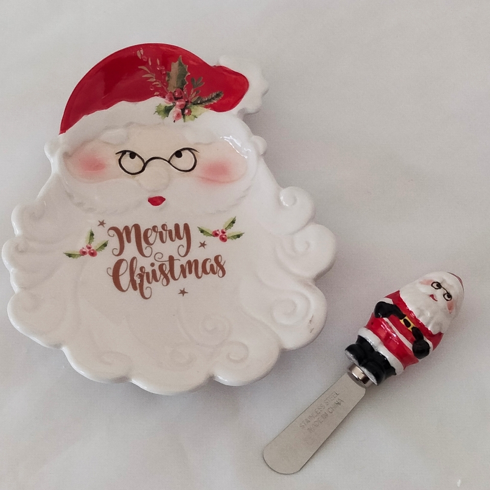 Santa “Merry Christmas” Snack Plate and Spreader Christmas Decor